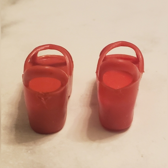 Vintage 1976 Bionic Woman or Dusty Kenner doll Red Wedge sandals - Picture 4 of 5